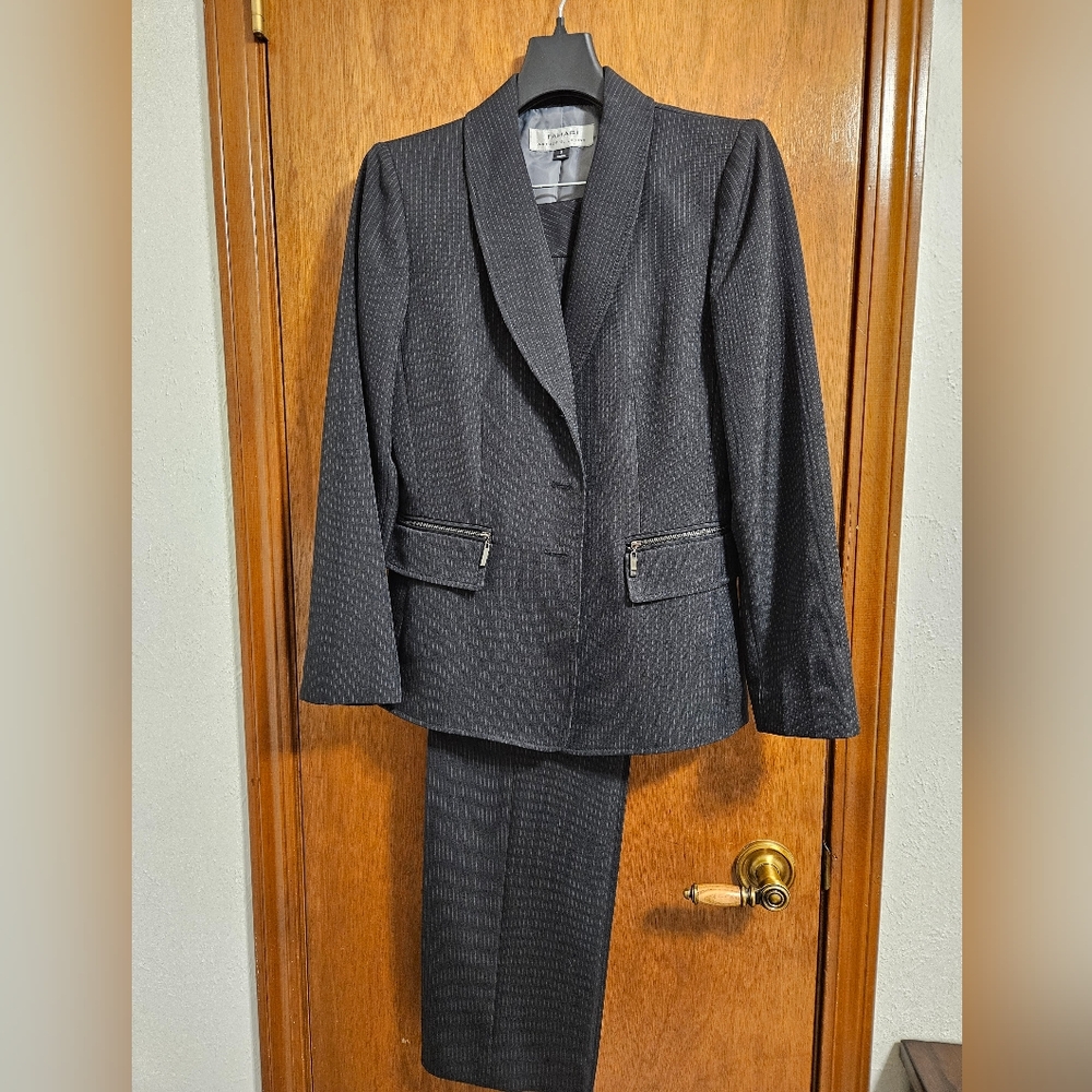 Tahari Gray Pant Suite